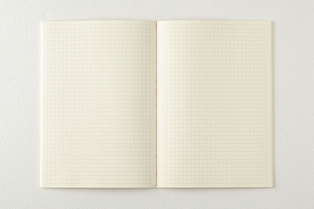 MIDORI 70th Limited Edition MD Notebook Light <A5> Grid 7 Color Set image